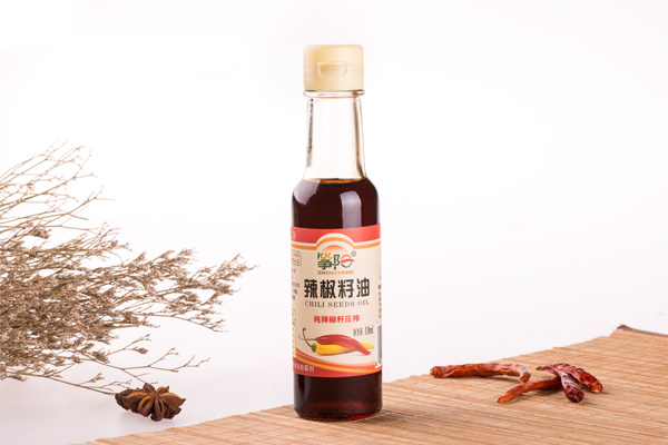 famous korean red pepper flakes gochugaru